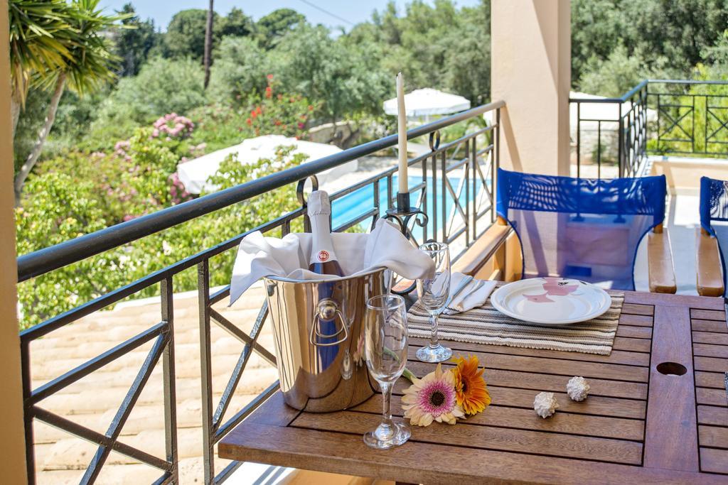 Galazio Sunset Villas Gaios Exterior foto