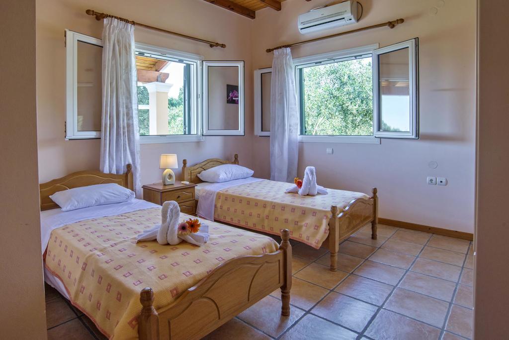 Galazio Sunset Villas Gaios Exterior foto